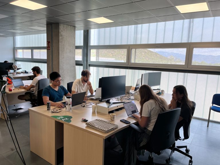 Tres proyectos de los hubs de la Fundació Bit, finalistas de los Premios EmprendeXXI en Balears