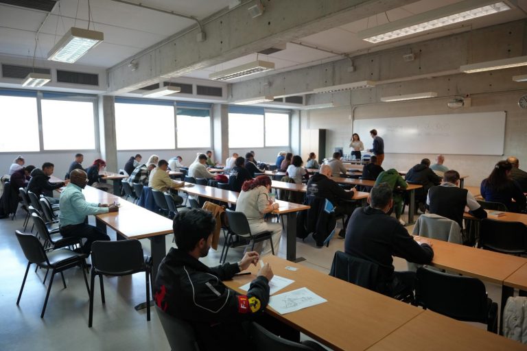 Palma incorpora 118 nuevos taxistas tras superar el examen de licencia