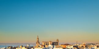 Baleares abre el 1 de septiembre el plazo para solicitar el Bono Alquiler Joven de hasta 6.000 euros Palma prohibirá nuevas plazas de alquiler turístico en viviendas en todo el municipio