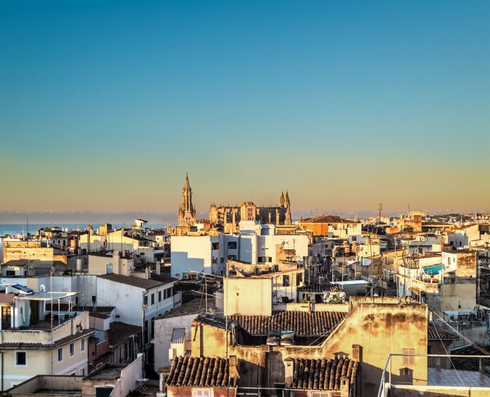 Palma prohibirá nuevas plazas de alquiler turístico en viviendas en todo el municipio