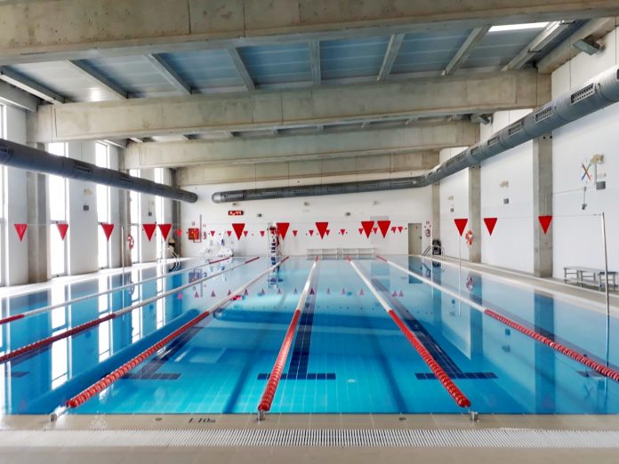 La piscina Marga Crespí cerrará tres días por trabajos de mejora en el techo
