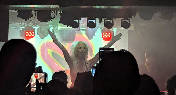 Susana Lois presenta su nuevo disco “Naciéndome” en La Movida Café Concierto de Palma