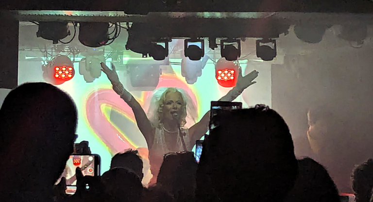 Susana Lois presenta su nuevo disco “Naciéndome” en La Movida Café Concierto de Palma