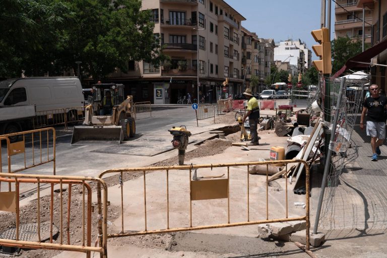Cort amplía el plazo de las obras de reurbanización de la calle General Ricardo Ortega
