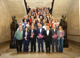 ‘Pasión por el Canto’, el libro que celebra el 10º aniversario del Coro de Son Dameto ‘Pasión por el Canto’, el libro que celebra el 10º aniversario del Coro de Son Dameto