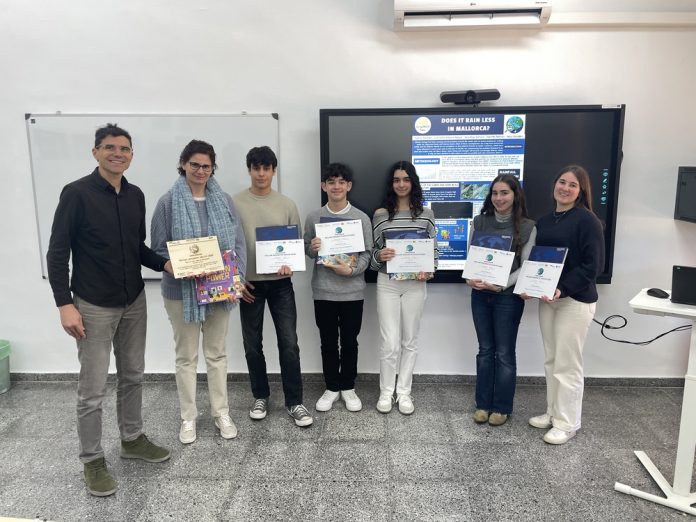 El Colegio Pius XII representará a Baleares en la cumbre estatal del desafío europeo Detectives del Clima El Colegio Pius XII representará a Baleares en la cumbre estatal del desafío europeo Detectives del Clima