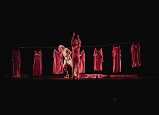 “Postales rotas” lleva a escena la memoria de la emigración femenina en Palma “Postales rotas” porta a escena la memòria de l’emigració femenina a Palma