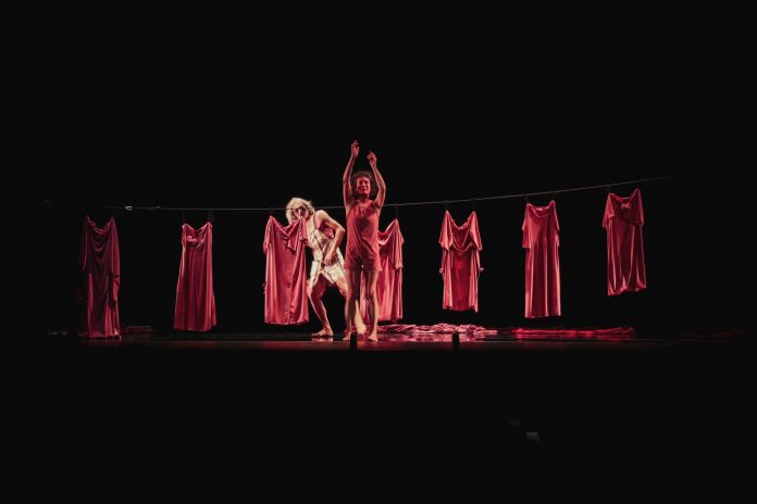 “Postales rotas” porta a escena la memòria de l’emigració femenina a Palma