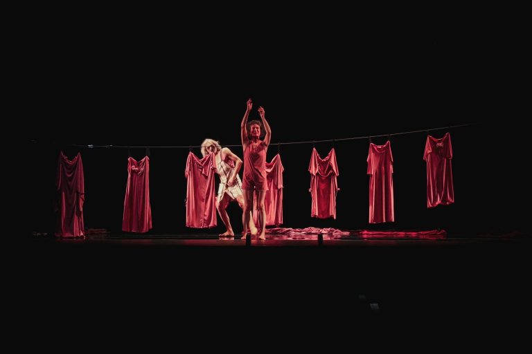 “Postales rotas” porta a escena la memòria de l’emigració femenina a Palma