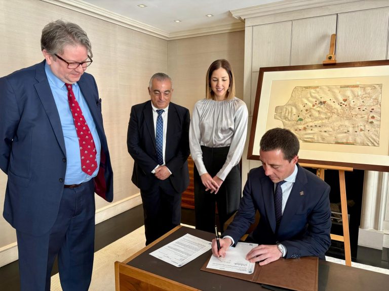 El Consell recupera en Londres una joya de la cartografía medieval mallorquina del siglo XV