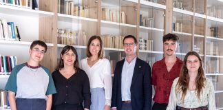 La Casa Blai Bonet abre el programa de residencias poéticas 2026 con Toni R. Juncosa y Alba Noguera La Casa Blai Bonet abre el programa de residencias poéticas 2026 con Toni R. Juncosa y Alba Noguera