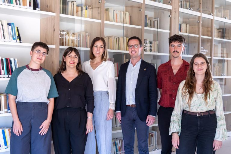 La Casa Blai Bonet abre el programa de residencias poéticas 2026 con Toni R. Juncosa y Alba Noguera