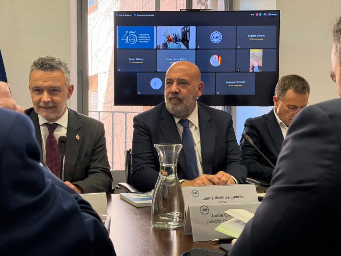 Palma alerta en la FEMP de la sobrecarga municipal ante la regularización extraordinaria