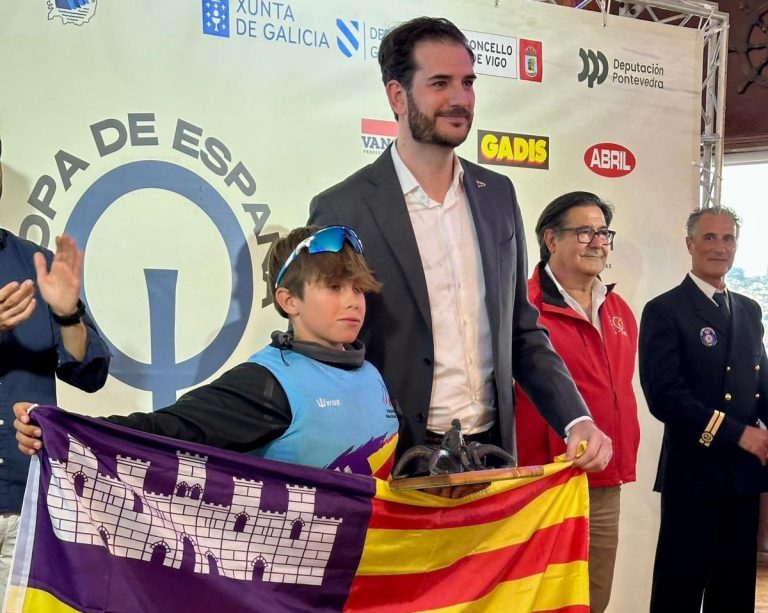 El mallorquín Jan Palou se proclama campeón de la Copa de España de Optimist