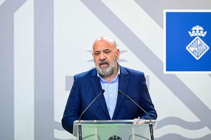 El alcalde defiende la actuación del Ajuntament ante el grave riesgo de seguridad en la antigua prisión de Palma