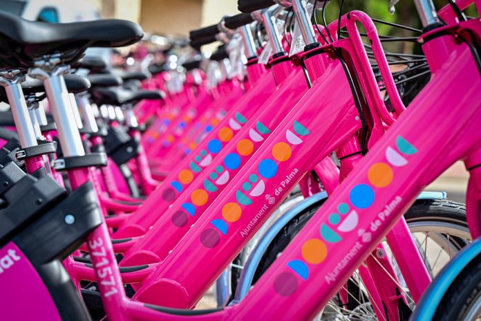 Bicipalma llegará al Passeig Marítim y la Platja de Palma con 18 nuevas estaciones y 230 bicicletas eléctricas