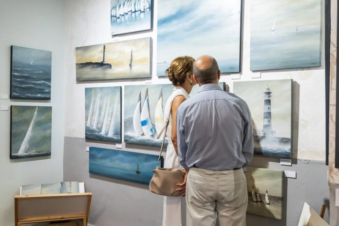 Arte y mar vuelven a encontrarse en la nueva exposición colectiva de Gaceta Náutica en Palma