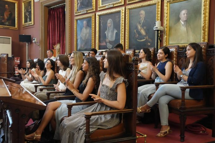 PalmaActiva y el SOIB impulsan la incorporación laboral de 22 jóvenes cualificados en el Ajuntament de Palma