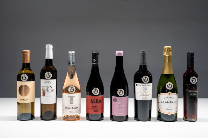 Las Illes Balears conquistan los Premios Vinari con 32 galardones y el mejor vino del certamen balear