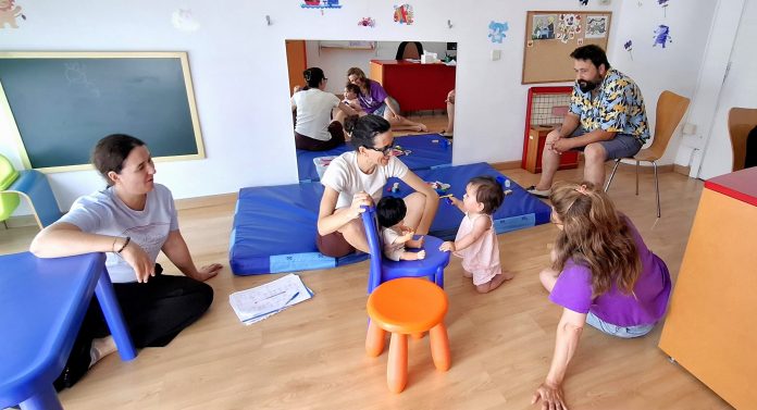Más de 4.000 niños recibieron atención temprana en Baleares durante 2025, la cifra más alta registrada