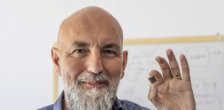 La UIB impulsa Ars Magna Semiconductors, una spin-off para revolucionar la inteligencia artificial con chips más eficientes La UIB impulsa Ars Magna Semiconductors, una spin-off para revolucionar la inteligencia artificial con chips más eficientes