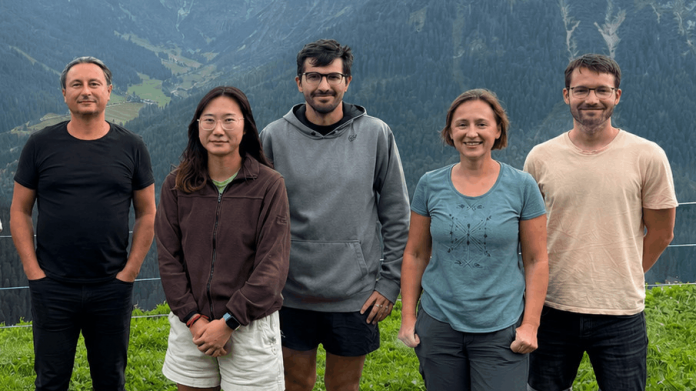 Investigadores de la UIB logran crear cristales del tiempo utilizando un láser convencional