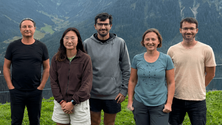 Investigadores de la UIB logran crear cristales del tiempo utilizando un láser convencional