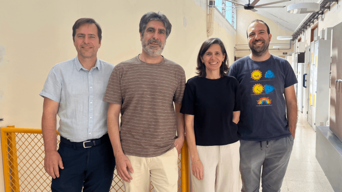 Investigadores de la UIB desarrollan una molécula capaz de crear materiales inteligentes y autorreparables Investigadores de la UIB desarrollan una molécula capaz de crear materiales inteligentes y autorreparables