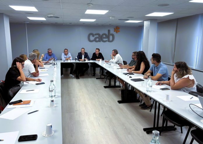 CAEB informa a las empresas sobre las ayudas para paliar el impacto económico del conflicto en Oriente Medio