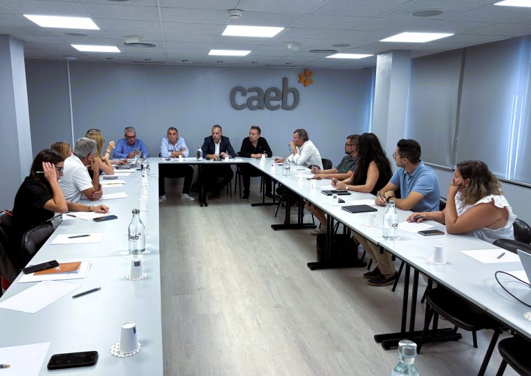 CAEB informa a las empresas sobre las ayudas para paliar el impacto económico del conflicto en Oriente Medio