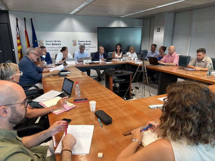 Educació ofrecerá 2.417 plazas docentes a aspirantes a funcionarios interinos