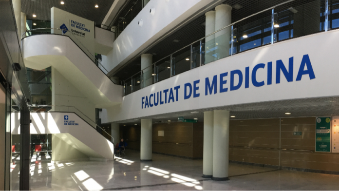 El grado de Medicina de la UIB se sitúa entre los diez mejores de España, según el U-Ranking