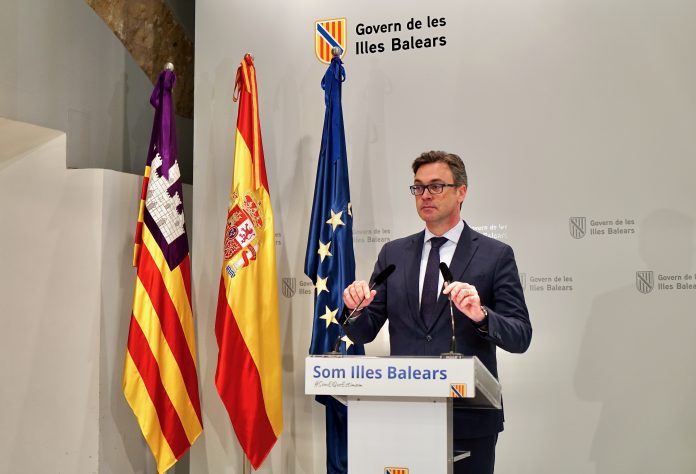 El Govern recuerda a las familias que deben conservar las facturas de los libros de texto para aplicar la deducción del IRPF