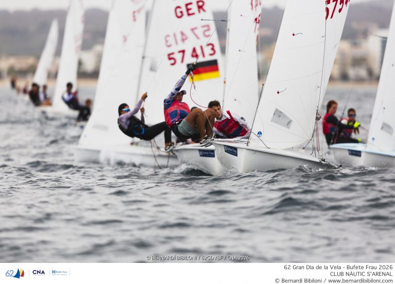 El Gran Día de la Vela entra en su fase decisiva tras una jornada marcada por el mestral y los cambios de viento