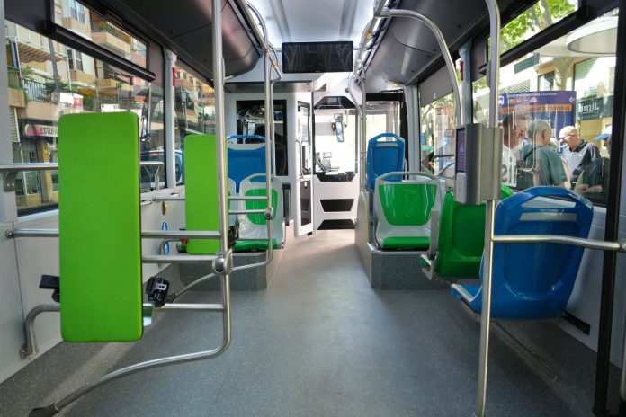 La EMT Palma mejora la accesibilidad de sus nuevos autobuses eléctricos para avanzar hacia un transporte público más inclusivo