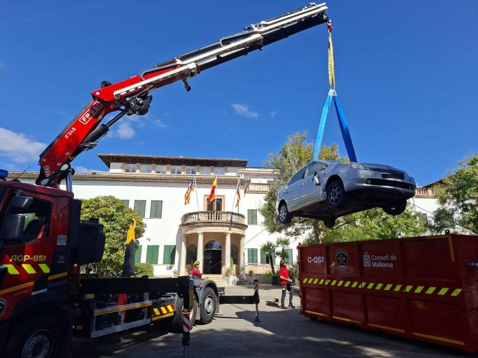 El Consell reúne a familias y entidades en una jornada dedicada a la movilidad sostenible