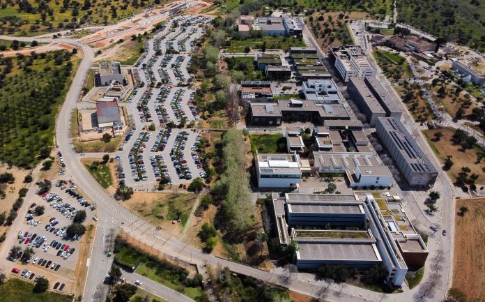 Govern y UIB dan el primer paso para crear nuevas instalaciones universitarias en ParcBit Govern y UIB dan el primer paso para crear nuevas instalaciones universitarias en ParcBit