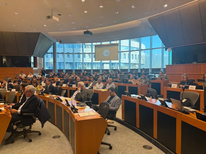 El Govern convoca cuatro becas de formación en Bruselas para jóvenes con titulación universitaria
