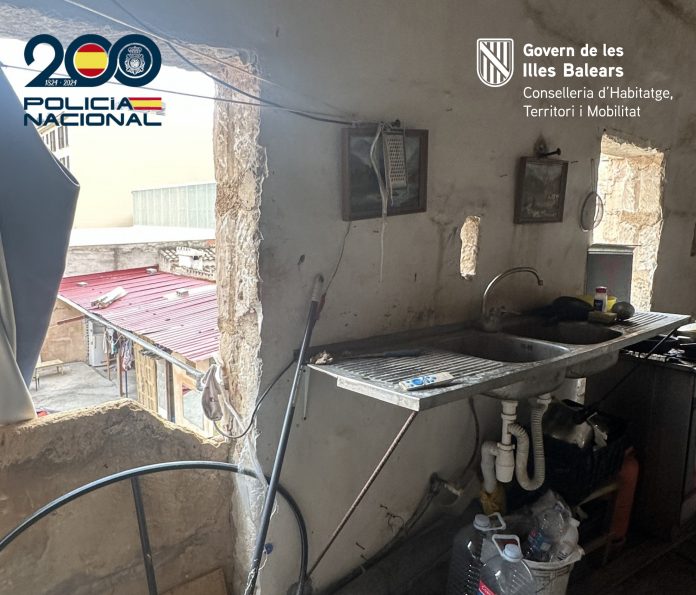 Govern y Policía Nacional detectan en Manacor una vivienda en la que llegaron a convivir hasta 30 personas