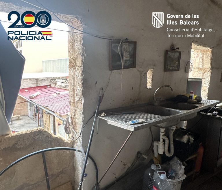 Govern y Policía Nacional detectan en Manacor una vivienda en la que llegaron a convivir hasta 30 personas