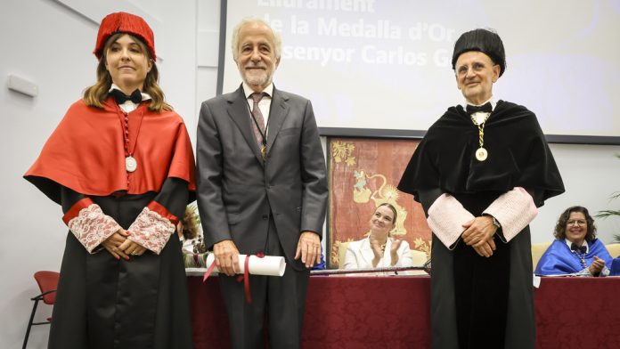 La UIB concede su Medalla de Oro a Carlos Gómez Martínez, presidente del TSJIB