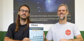 Dos investigadores de la UIB, premiados por su labor de divulgación sobre las ondas gravitacionales Dos investigadores de la UIB, premiados por su labor de divulgación sobre las ondas gravitacionales