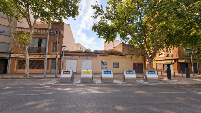 Entidades de Pere Garau proponen a Cort un plan piloto para mejorar la limpieza y el espacio público del barrio