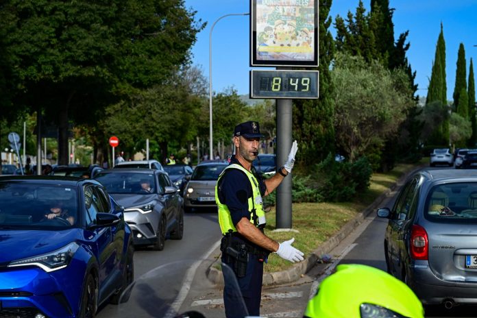 Palma activa un dispositivo especial con 165 policías en los accesos a 140 centros educativos