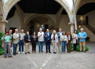 El Raïm Wine Fest reunirá a 58 bodegas de Mallorca este sábado en el Parc de la Mar y Ses Voltes El Raïm Wine Fest reunirá a 58 bodegas de Mallorca este sábado en el Parc de la Mar y Ses Voltes