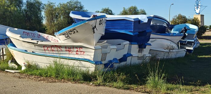 PortsIB declara abandonadas 24 pateras y 11 motores en el puerto de la Colònia de Sant Jordi