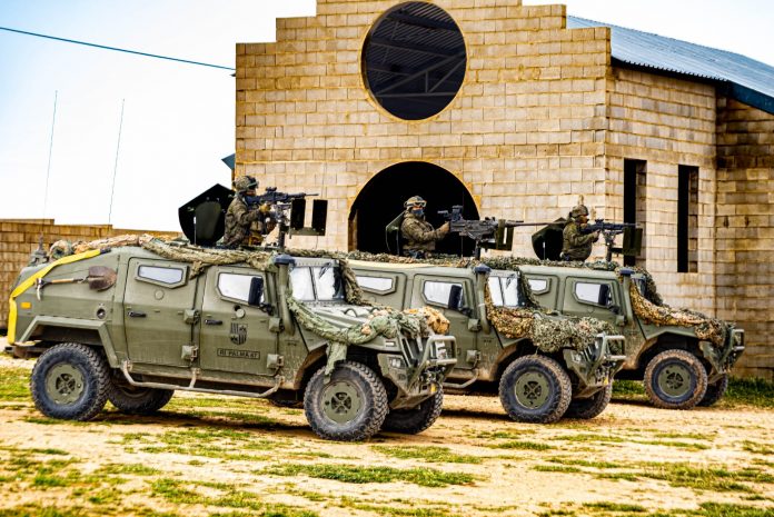 El Regimiento Palma 47 despliega 274 militares y 51 vehículos en Almería para realizar maniobras de combate
