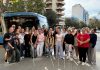 La EMT Palma y la ONCE enseñan a estudiantes cómo se desplazan las personas con discapacidad visual en el transporte público La EMT Palma y la ONCE enseñan a estudiantes cómo se desplazan las personas con discapacidad visual en el transporte público