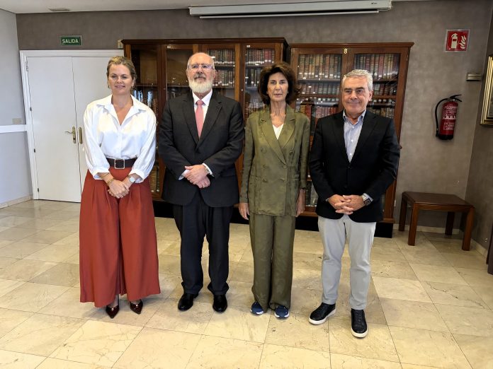 Empresarios de Baleares y Canarias buscan nuevas vías de colaboración en turismo, energía e innovación