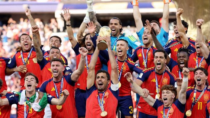 La Copa del Mundo de fútbol llega a Palma: fechas y horarios para visitar el trofeo de la selección española